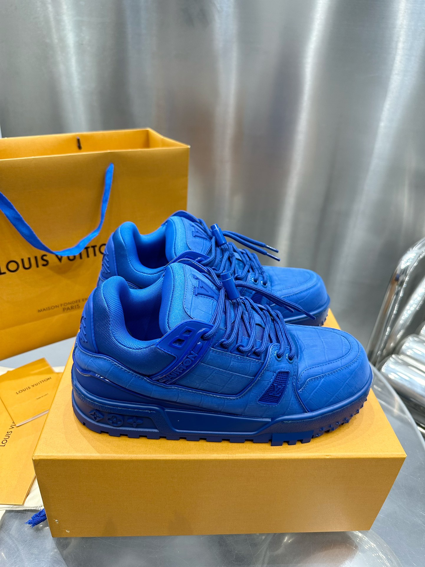 LV Trainer Maxi Sneaker 1ACO1B